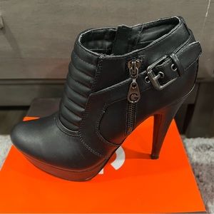 G by Guess Daniyah short Boots